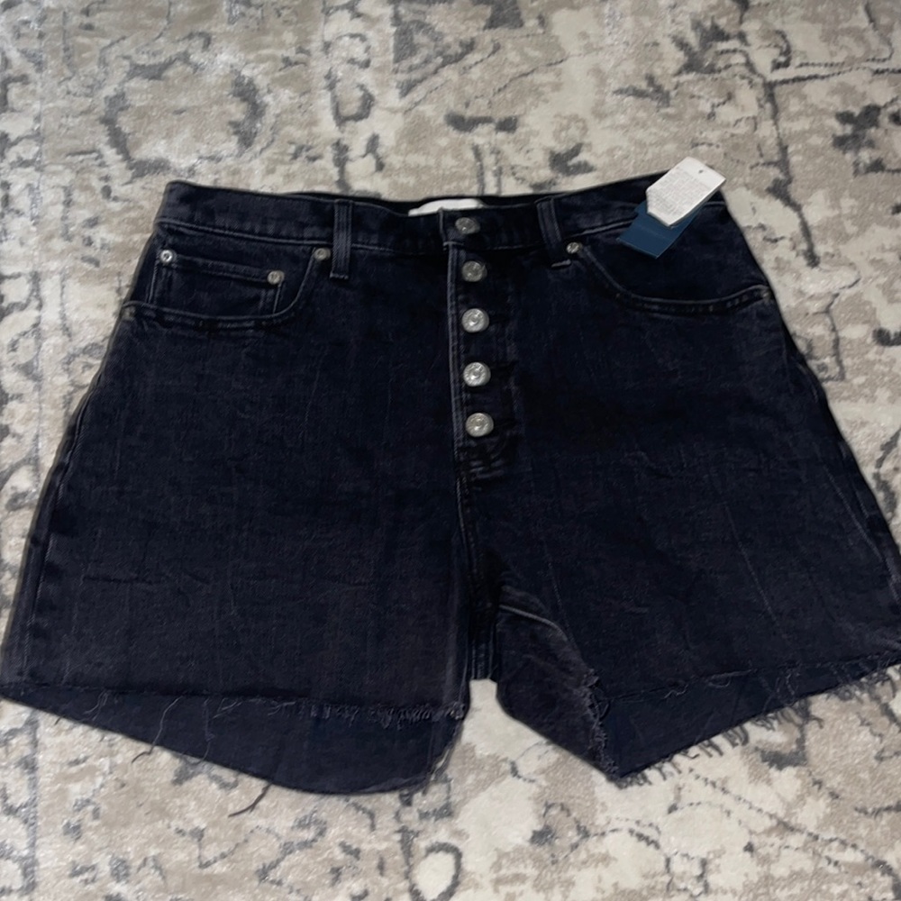 Abercrombie curve love high rise 4” short size 30